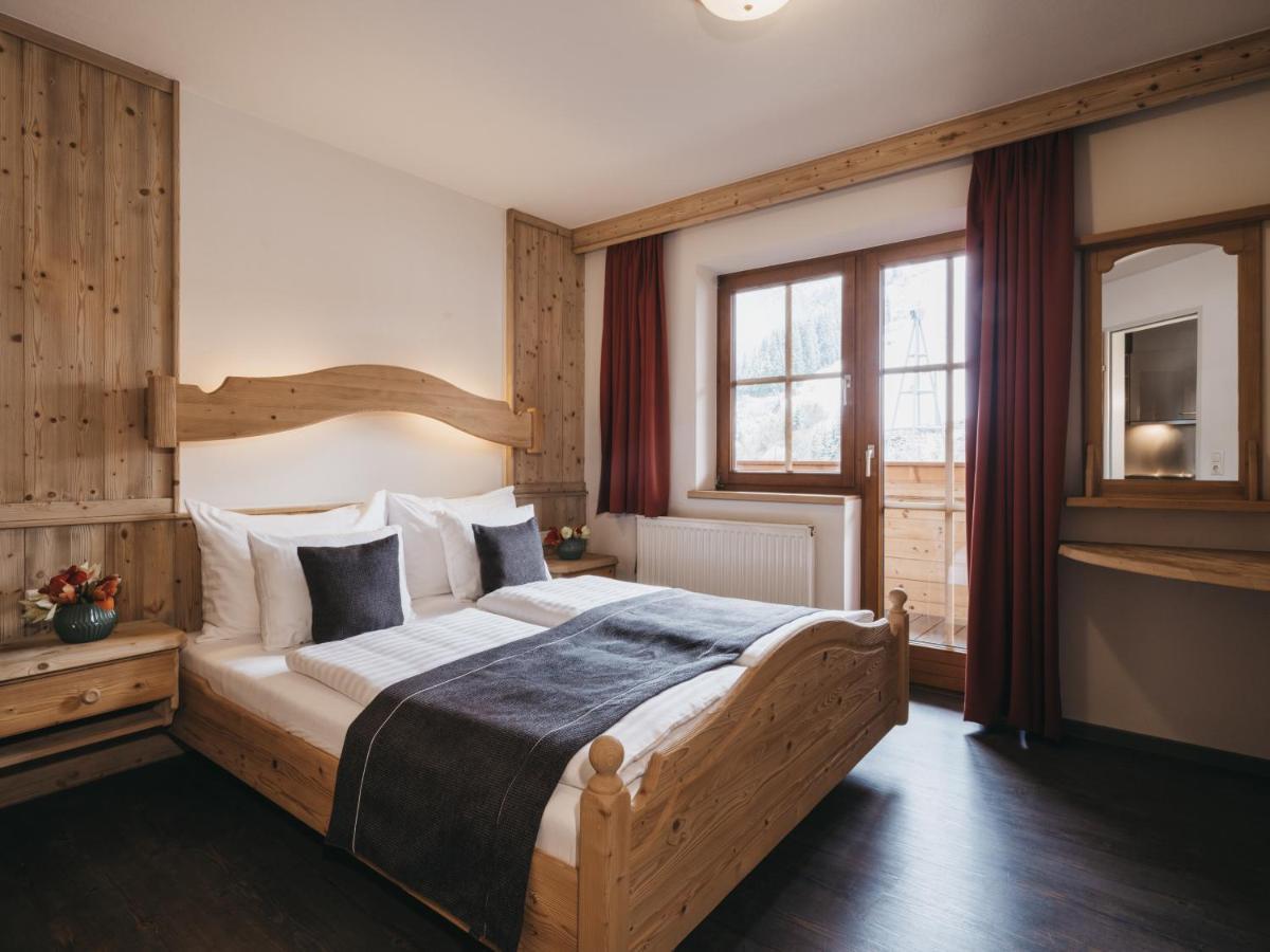 Vaya Post Saalbach Inklusive Joker Card Hotel Exterior foto